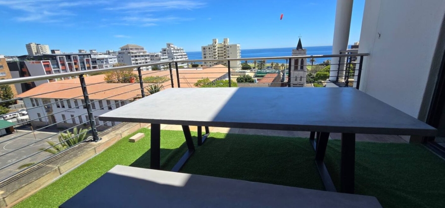 To Let 2 Bedroom Property for Rent in Sea Point Western Cape